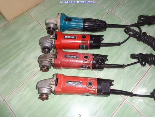 ขายเหมาลูกหมู4นิ้ว มากิต้า มาคเมค มี4 ตัวตามรูปเลยครับ