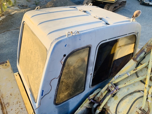 SK200-3 โกเบมาคทีราคาเบาๆพี่ 380,000 บาท ไฟฟ้าตัด เครื่อง+ปั๊มดี เอวขยับ เฟรมสวย ดูรถที่ปทุมธานี้นี่เอง 081-989-1989 หรั่งครับ