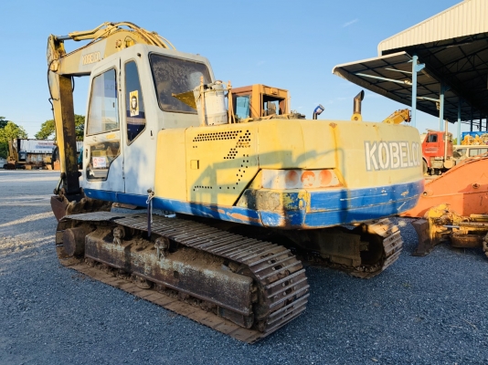 SK200-3 โกเบมาคทีราคาเบาๆพี่ 380,000 บาท ไฟฟ้าตัด เครื่อง+ปั๊มดี เอวขยับ เฟรมสวย ดูรถที่ปทุมธานี้นี่เอง 081-989-1989 หรั่งครับ