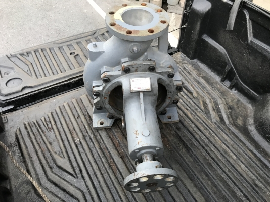 ขายปั๊มน้ำหอยโข่ง Hitachi Centrifugal pump ขนาดเข้า 6นิ้ว ออก 5นิ้ว ใบพัดเหล็กหล่อ made in Japan ของเปิดตู้ญี่ปุ่น สภาพเหมือนไม่เคยใช้งาน จอดเก่า ตอนนี้ใบติด
