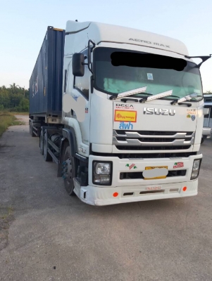 ขายดาวน์หัวลาก2คันๆละ 60,000 หัวลาก2คัน ISUZU DECA360แรงม้าปี60 สัญา60งวด คันที่1.ผ่อนไปแล้ว22งวดๆละ63,702