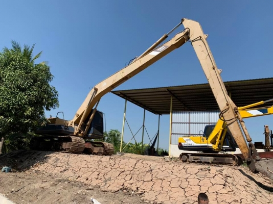 sk200-2 บูมยาว 16 เมตร รถพร้อมใช้งาน ราคา680,000฿ ปทุมนี้นี่เอง โทรเลย 081-989-1989 หรั่งครับ