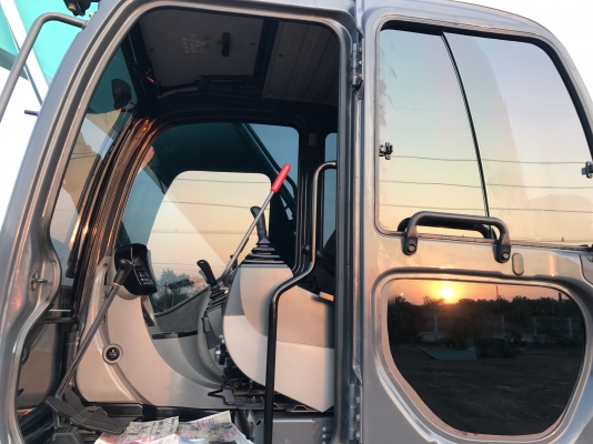 ขายKOBELCO SK200-8 Super-XM 10000 ชั่วโมง สภาพสวยเดิมๆทั้งคัน สนใจติดต่อโดยตรง 081-4283210 ขายKOBELCO SK200-8 Super-XM 10000 ชั่วโมง สภาพสวยเดิมๆทั้งคัน สนใจติดต่อโดยตรง 081-4283210