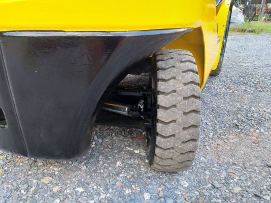 ขายรถยก KOMATSU FD25-16 เครื่องดีเซล 4D94E เสาสูง 4 เมตร ยกได้ 2.5 ตัน เกียร์ออโต้  รถนอกนำเข้า ติดต่อ 063-5628992 ID line: vorakrit1970