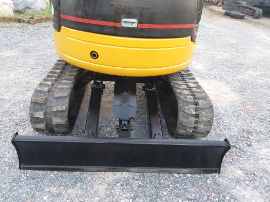 ขายรถแมคโค MITSUBISHI MM30SR แทรคยาง คอนโทรลสั้น บูมออฟเซ็ต ติอต่อ 063-5628992
