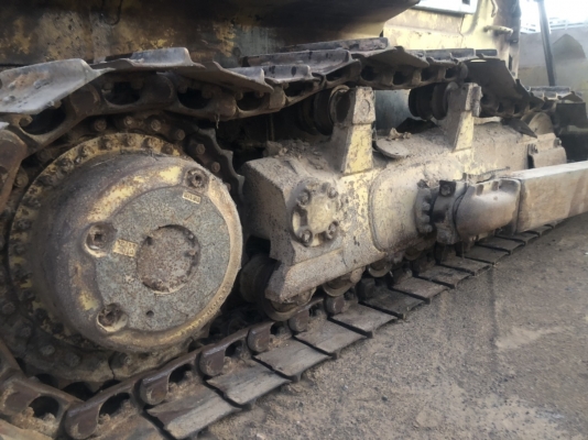 ขาย 590,000 KOMATSU D 65 E -12 เล่มทะเบียน เครื่องดี เกียร์แรง ปั้มยกดี ช่วงล่างแน่น  รถพร้อมใช้งาน เอกสารพร้อมโอน รถอยู่ ยะโสธร 090-772-3710 090-772-3708