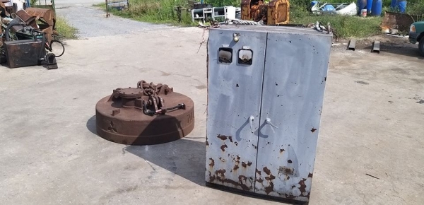 แม่เหล็กดูดวัสดุรีไซเคิล ในโรงงาน ยี่ห้อ Mitsubishi Seiko มือ2จากญี่ปุ่น