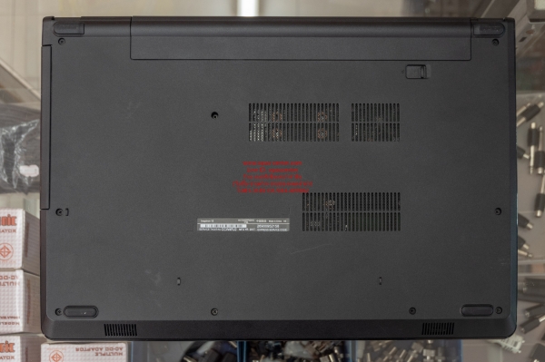 โน้ตบุ๊ค dell รุ่น Inspiron15 Core i3-6006U 2.0 GHz Ram 4G HDD 1 TB มีกระเป๋า