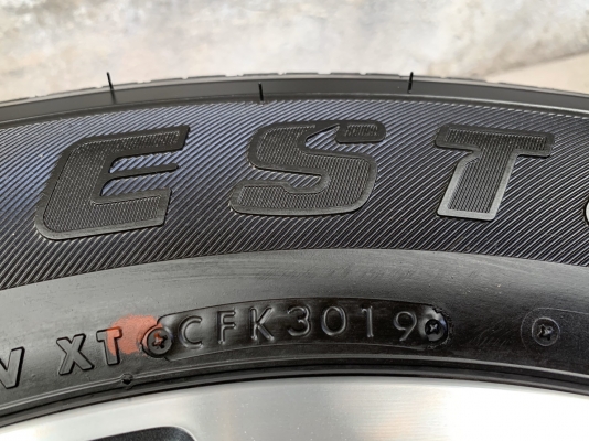 ล้อแม็กป้ายแดง Toyota New Fortuner ขอบ 18 พร้อมยางป้ายแดง 265-60-18 Bridgestone ปี 19 แม็กสวย ตุ่มเด้งๆทุกเส้น