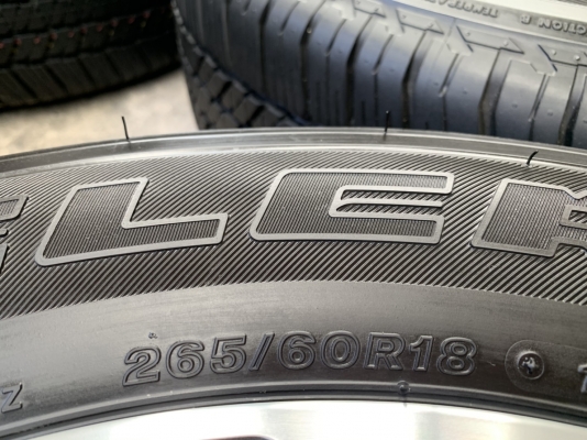 ล้อแม็กป้ายแดง Toyota New Fortuner ขอบ 18 พร้อมยางป้ายแดง 265-60-18 Bridgestone ปี 19 แม็กสวย ตุ่มเด้งๆทุกเส้น