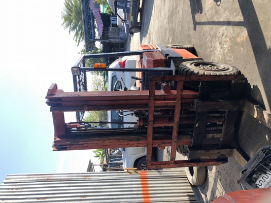 ขาย โฟรคลิฟท์ โตโยต้า รุ่น 5   เครื่อง ดีเซล