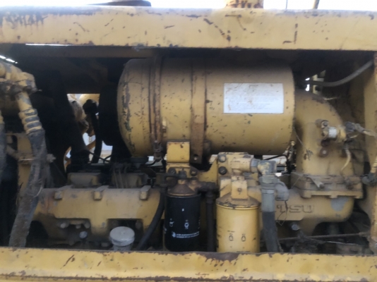 ขาย 590,000 KOMATSU D 60 A -8 เล่มทะเบียน เครื่องดี เกียร์ตัดแรง ปั้มยกดี ช่วงล่างแน่น  รถพร้อมใช้งาน เอกสารพร้อมโอน รถอยู่ ยโสธร 090-772-3710 090-772-3708