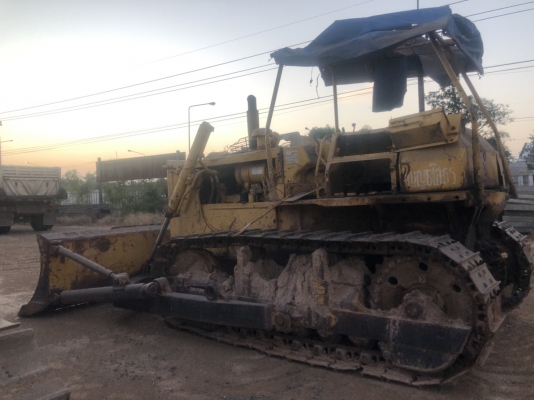 ขาย 590,000 KOMATSU D 60 A -8 เล่มทะเบียน เครื่องดี เกียร์ตัดแรง ปั้มยกดี ช่วงล่างแน่น  รถพร้อมใช้งาน เอกสารพร้อมโอน รถอยู่ ยโสธร 090-772-3710 090-772-3708