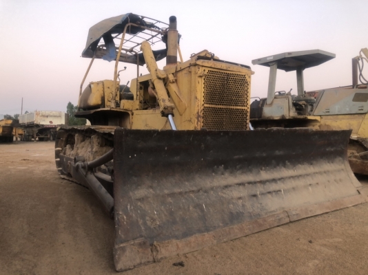 ขาย 590,000 KOMATSU D 60 A -8 เล่มทะเบียน เครื่องดี เกียร์ตัดแรง ปั้มยกดี ช่วงล่างแน่น  รถพร้อมใช้งาน เอกสารพร้อมโอน รถอยู่ ยโสธร 090-772-3710 090-772-3708