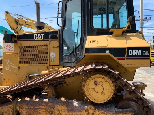 CAT D5M-XL Very nice machine from JAPAN รถสวย ราคาถูกครับ CAT D5M-XL Very nice machine from JAPAN รถสวย ราคาถูกครับ