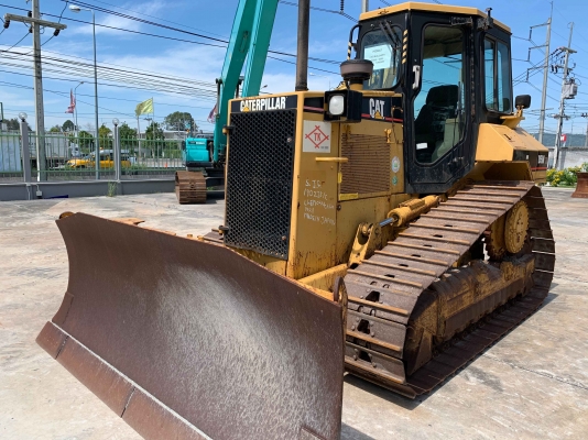 CAT D5M-XL Very nice machine from JAPAN รถสวย ราคาถูกครับ CAT D5M-XL Very nice machine from JAPAN รถสวย ราคาถูกครับ