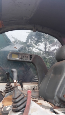 ขายด่วน KOBELCO SK200 MART-5 ธรรมดา โซ่ช่วงล่างสวย  เอกสารเล่มทะเบียน สนใจสอบถาม  093 0764943  K ตั้ม