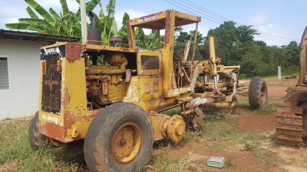 ขาย รถเกรด CAT 12F เครื่อง 68J ฝาบาง เกียร์ตัด แปลงระบบไฮดรอริคใหม่ทั้งคัน รถใช้งานได้ ขาดยาง 1 เส้น ราคาต่อรองได้ครับ