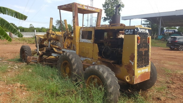 ขาย รถเกรด CAT 12F เครื่อง 68J ฝาบาง เกียร์ตัด แปลงระบบไฮดรอริคใหม่ทั้งคัน รถใช้งานได้ ขาดยาง 1 เส้น ราคาต่อรองได้ครับ