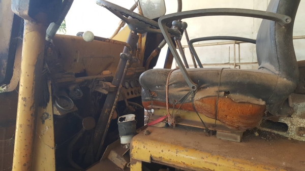 ขาย รถตัก TCM SD23 เกียร์ทอค รถจอดไว้ไม่ค่อยใช้งาน เครื่องมีไอหน่อย ราคาต่อรองได้ครับ