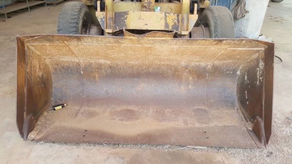 ขาย รถตัก TCM SD23 เกียร์ทอค รถจอดไว้ไม่ค่อยใช้งาน เครื่องมีไอหน่อย ราคาต่อรองได้ครับ