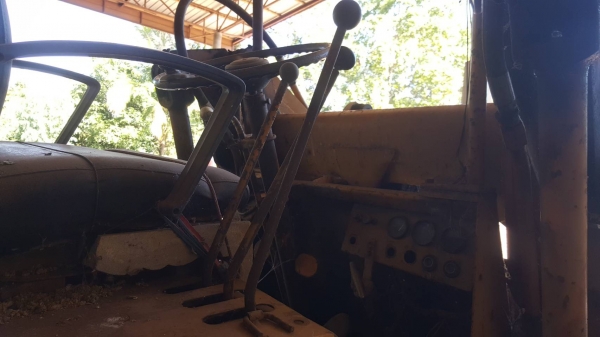 ขาย รถตัก TCM SD23 เกียร์ทอค รถจอดไว้ไม่ค่อยใช้งาน เครื่องมีไอหน่อย ราคาต่อรองได้ครับ