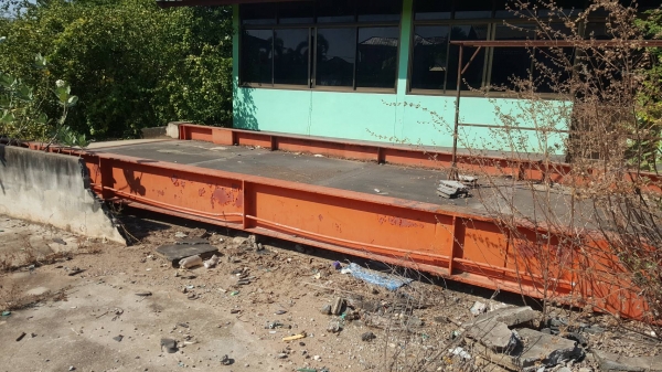 ขาย ตราชั่ง ขนาด 50 ตัน ยาว 8 เมตร กว้าง 3.40 เมตร พื้นปูน อุปกรณ์ครบ ราคาต่อรองได้