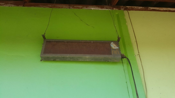 ขาย ตราชั่ง ขนาด 50 ตัน ยาว 8 เมตร กว้าง 3.40 เมตร พื้นปูน อุปกรณ์ครบ ราคาต่อรองได้