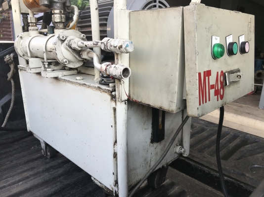 ขายชุดปั๊มน้ำมันไฮโดรลิค Nachi Japan มอเตอร์ Mitsubishi 5HP. 380V พร้อมชุดวาล์วคอนโทรล Vickers 24Vdc สภาพสวยใหม่มาก อุปกรณ์ครบ มีสวิทย์ปิด-เปิดในตัว พร้อมล้อเคลื่อนย้ายสะดวกครับ พร้อมใช้งาน