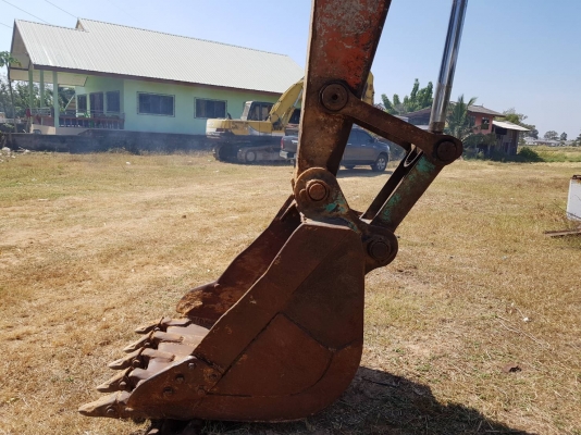 ขายด่วน HITASHI EX200-1 ปั้ม K3V ใช้งานปกติ โซ่ช่วงล่างพร้อมใช้งาน เอกสารสัญญาซื้อขาย  สนใจสอบถาม 093 0764943  K ตั้ม