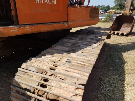 ขายด่วน HITASHI EX200-1 ปั้ม K3V ใช้งานปกติ โซ่ช่วงล่างพร้อมใช้งาน เอกสารสัญญาซื้อขาย  สนใจสอบถาม 093 0764943  K ตั้ม