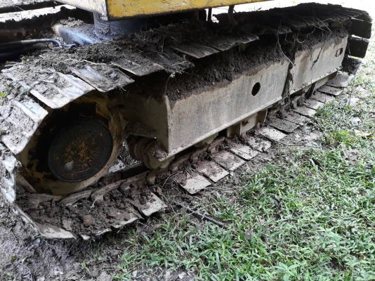 ขายแบคโฮ CAT E70B  ปั้มนิ้วขนาดเท่า pc60