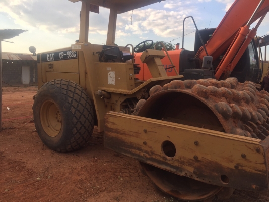 ขายรถบด ลัอหนาม CAT CS563C. เอกสารทะเบียน