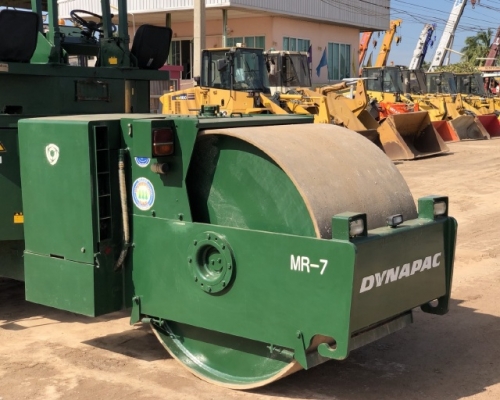 ขายรถบด 3 ล้อ DYNAPAC CS12 (2,xxx ชั่วโมง) นำเข้าเองจากญี่ปุ่น สภาพสวยพร้อมใช้ มีVDOการทำงานครับ ขายรถบด 3 ล้อ DYNAPAC CS12 (2,xxx ชั่วโมง) นำเข้าเองจากญี่ปุ่น สภาพสวยพร้อมใช้ มีVDOการทำงานครับ