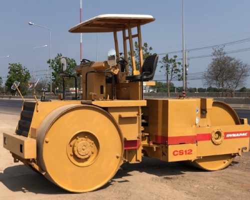 ขายรถบด 3 ล้อ DYNAPAC CS12 นำเข้าเองจากญี่ปุ่น สภาพสวยพร้อมใช้ มีVDOการทำงานครับ ขายรถบด 3 ล้อ DYNAPAC CS12 นำเข้าเองจากญี่ปุ่น สภาพสวยพร้อมใช้ มีVDOการทำงานครับ