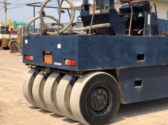 ขายรถบด 9 ล้อ SAKAI TS200 นำเข้าเองจากญี่ปุ่น สภาพสวยพร้อมใช้ มีVDOการทำงานครับ ขายรถบด 9 ล้อ SAKAI TS200 นำเข้าเองจากญี่ปุ่น สภาพสวยพร้อมใช้ มีVDOการทำงานครับ