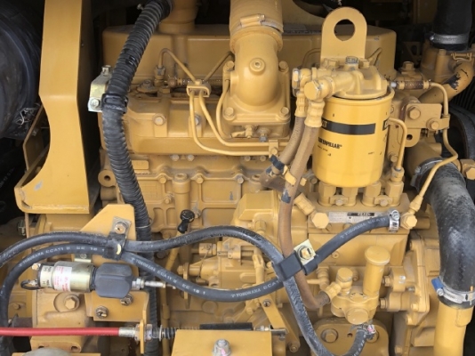 ขายรถตักล้อยาง CAT 910G (5,XXX ชั่วโมง) นำเข้าเองจากญี่ปุ่น สภาพพร้อมใช้ มีVDOการทำงานครับ ขายรถตักล้อยาง CAT 910G (5,XXX ชั่วโมง) นำเข้าเองจากญี่ปุ่น สภาพพร้อมใช้ มีVDOการทำงานครับ