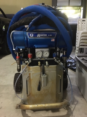 REACTOR E-20 เครื่องฉีดพ่นฉนวนกันความร้อน ฉีดพียู นำเข้าจากอเมริกา ผ่านการใช้งานในไทยเพียงครั้งเดียว