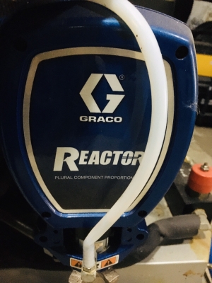 REACTOR E-20 เครื่องฉีดพ่นฉนวนกันความร้อน ฉีดพียู นำเข้าจากอเมริกา ผ่านการใช้งานในไทยเพียงครั้งเดียว