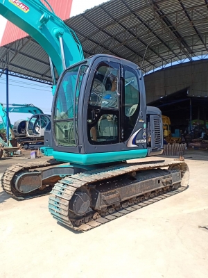 ขาย..KOBELCO SK135SR-1ES. YY04. ปี2007   สภาพสวย  มีลายแย๊กพร้อมใช้   โทร  089-3818694  จ๊อย