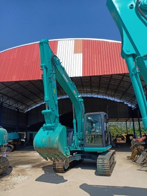 ขาย..KOBELCO SK135SR-1ES. YY04. ปี2007   สภาพสวย  มีลายแย๊กพร้อมใช้   โทร  089-3818694  จ๊อย