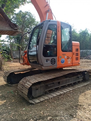 ขายHITACHI. ZX135US. เก่านอกแท้  แทรคใหญ่70 มีลายแย๊ก..สภาพสวย  ใช้งานมาน้อย  โทร 089-3818694  จ๊อย