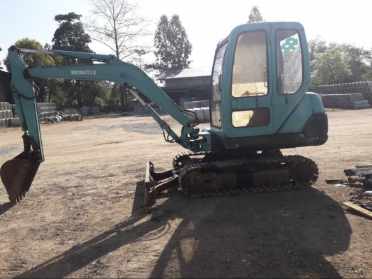 KOMATSU PC30-7 มีเก๋งสภาพสวยพร้อมใช้