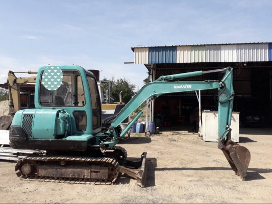 KOMATSU PC30-7 มีเก๋งสภาพสวยพร้อมใช้