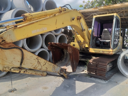 ขายด่วน KOMATSU PC120-6ZE ชีเรียล 59&times;&times;&times;กว่า...( ขายตามสภาพเครื่องพัง เครื่องยกลงแล้วไม่ได้ซ่อม อะไหล่ไม่ครบ)...บอดี้สวยทั้งคัน โซ่ช่วงล่างแผ่นสวย เอกสารเล่มทะเบียน  สนใจโทรสอบถาม 093 0764943  K ตั้ม