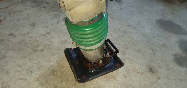 จิงโจ้ ตบดิน