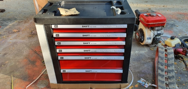 ตู้พร้อมเครื่องมือ