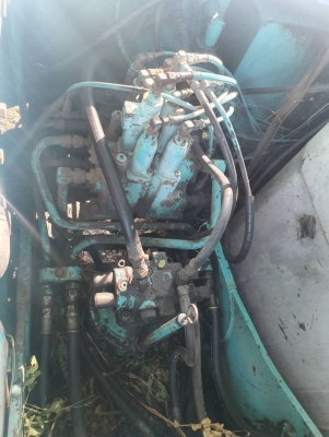 KOBELCO SK120-V ธรรมดาไม่มีเอกสาร สภาพสวย KOBELCO SK120-V ธรรมดาไม่มีเอกสาร สภาพสวย