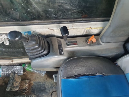 KOBELCO SK120-V ธรรมดาไม่มีเอกสาร สภาพสวย KOBELCO SK120-V ธรรมดาไม่มีเอกสาร สภาพสวย