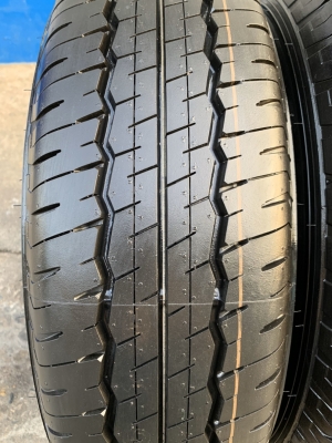 ยางใหม่ป้ายแดง 215-70-16 Dunlop ปี 19 สวยกริ๊บๆ